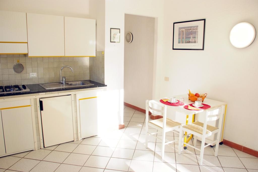 Residence Della Luna Porto Azzurro Ngoại thất bức ảnh