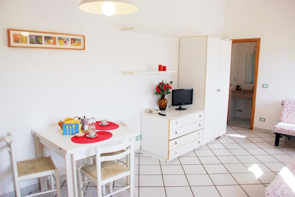 Residence Della Luna Porto Azzurro Ngoại thất bức ảnh