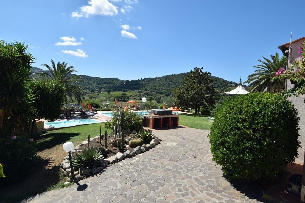 Residence Della Luna Porto Azzurro Ngoại thất bức ảnh